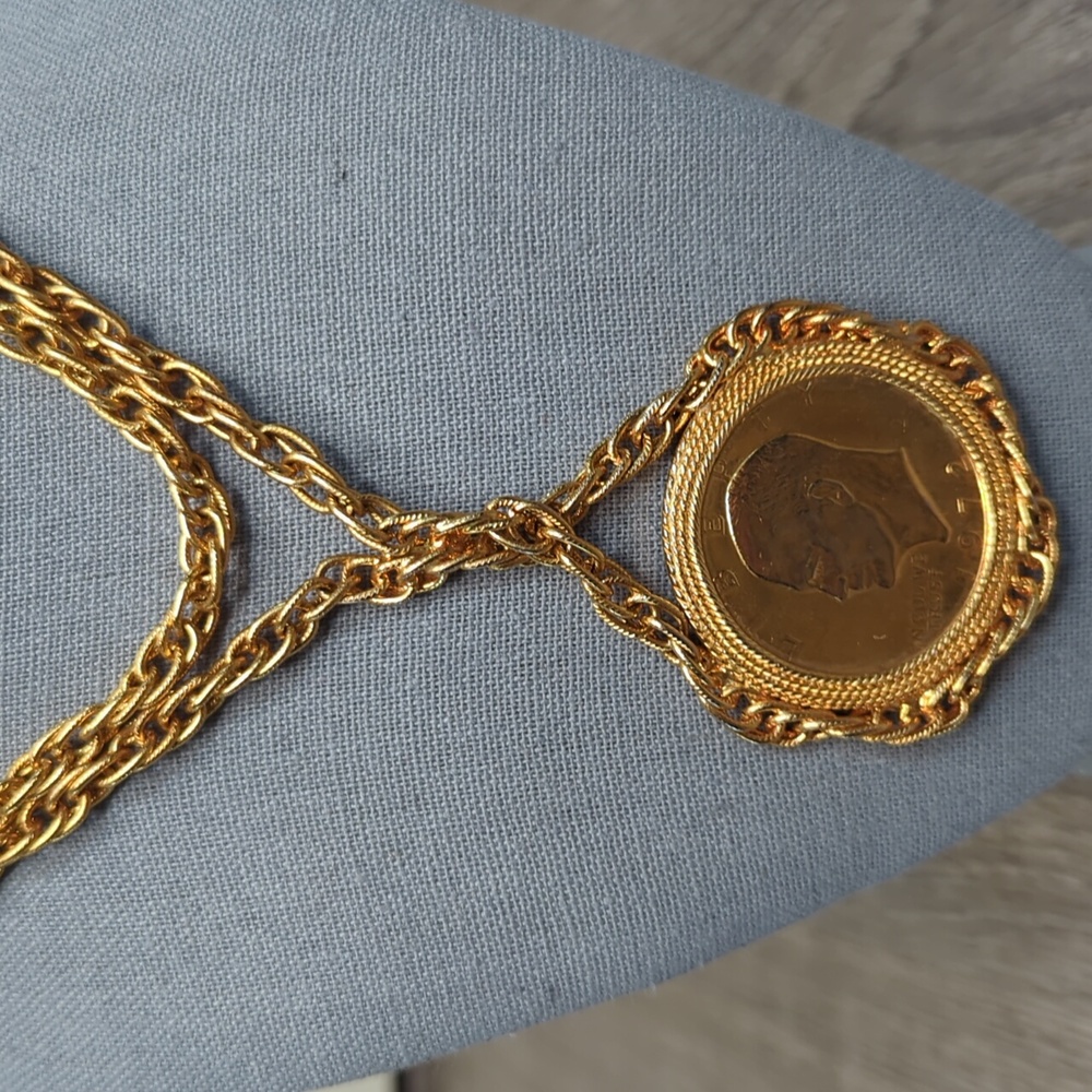 Vintage Coin 1972 US Mint Eisenhower Dollar Gold Necklace